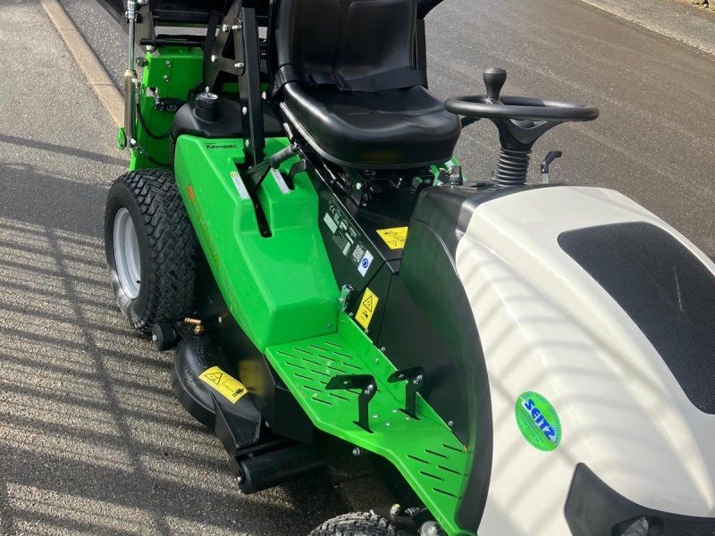 Etesia Hydro 100 III MKEHH
