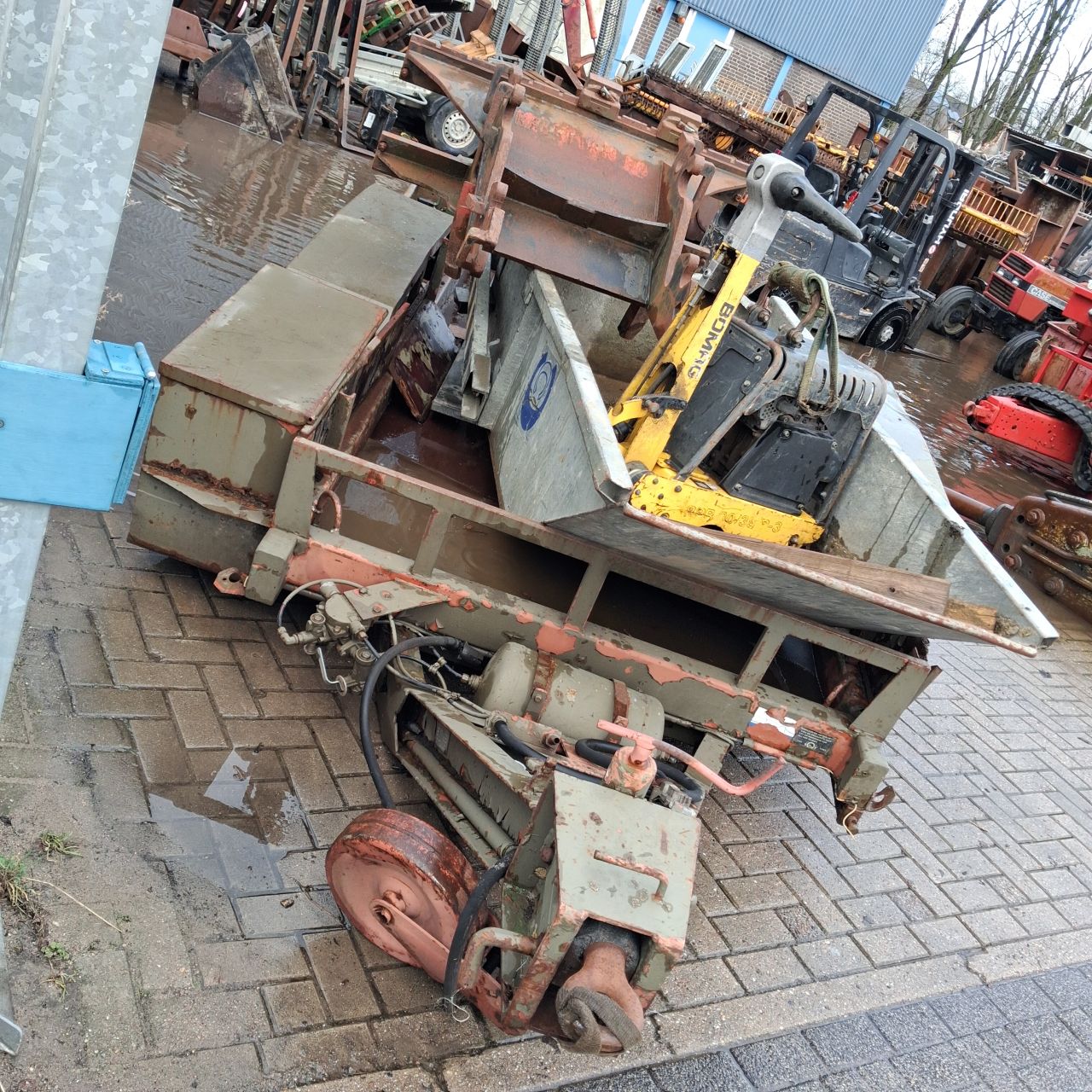 Spijkstaal Oprijwagen.