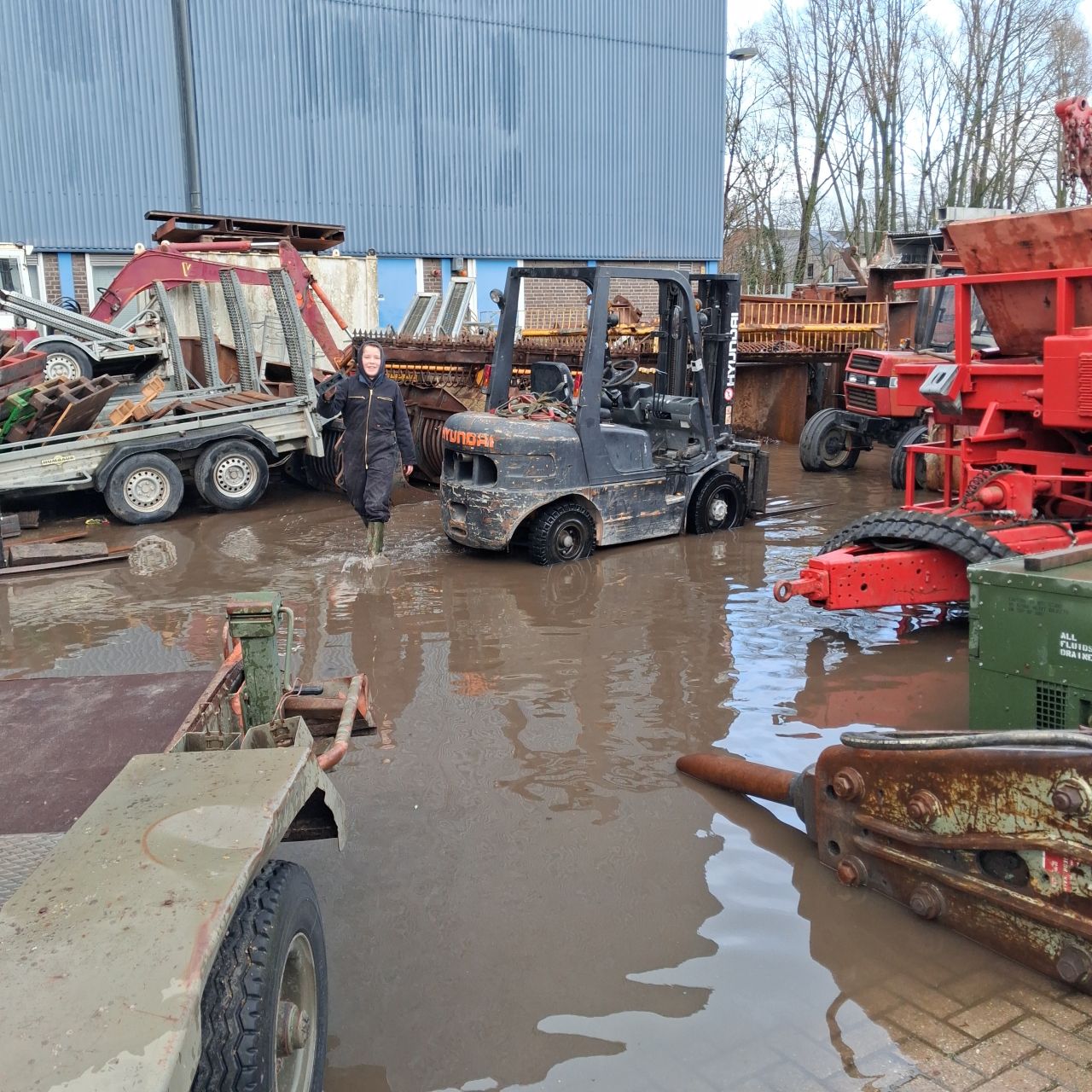 Spijkstaal Oprijwagen.