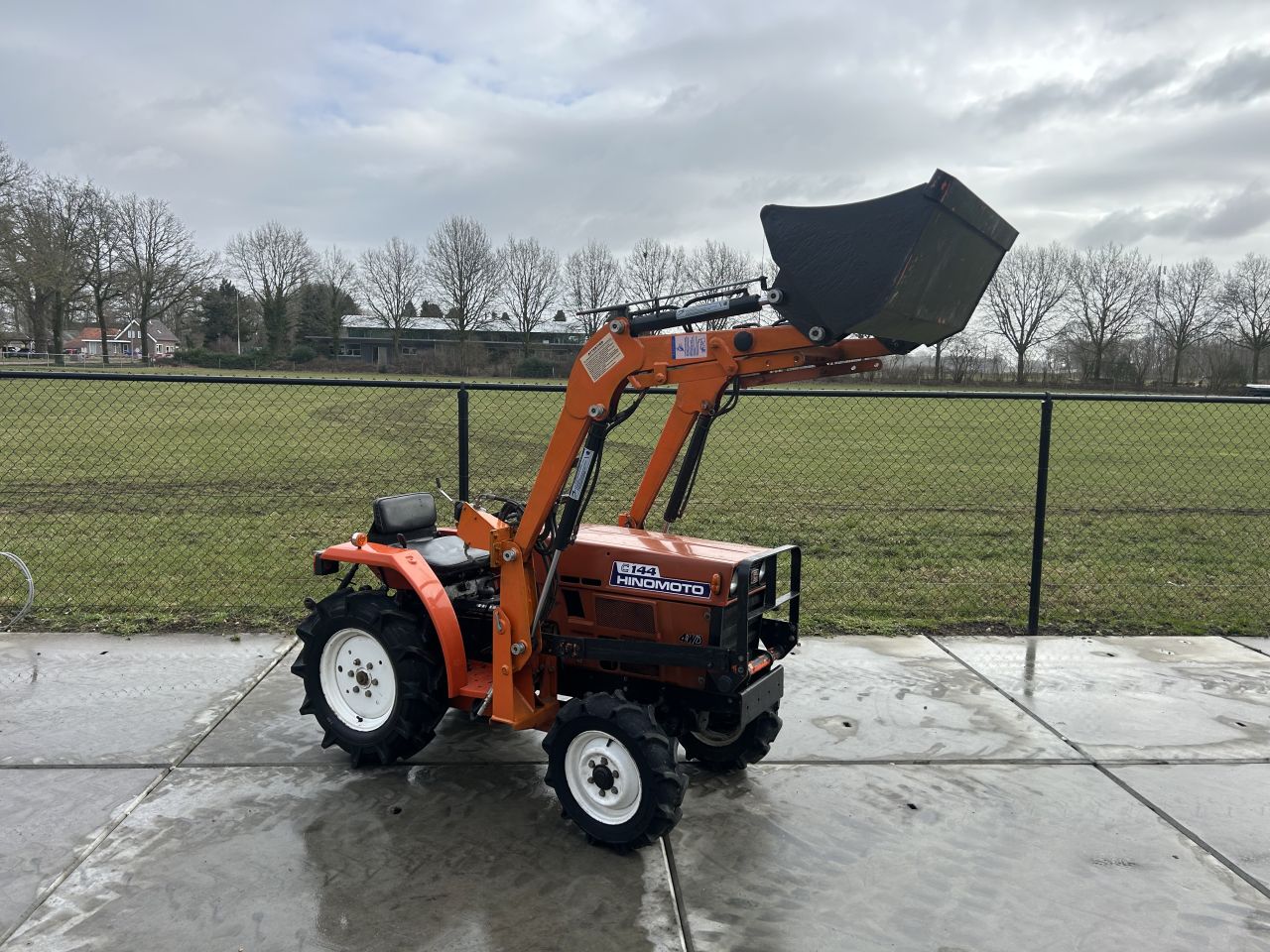Nette hinomoto c144 minitrekker ( MARGE)