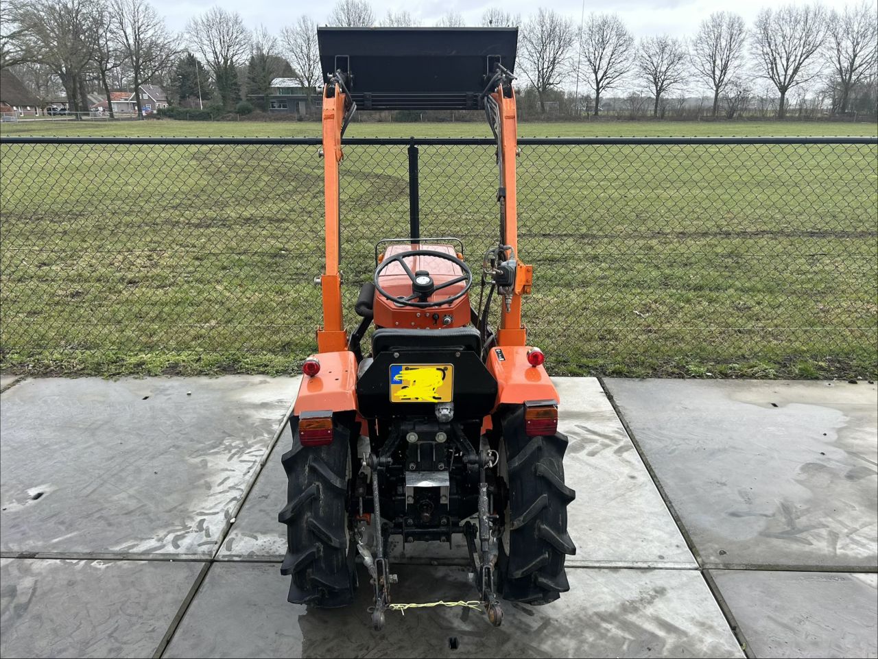 Nette hinomoto c144 minitrekker ( MARGE)