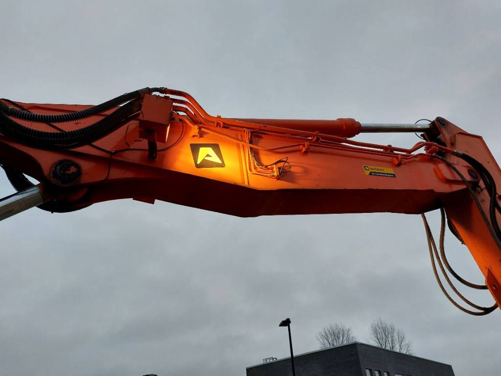 Hitachi ZX 170 W-5 B