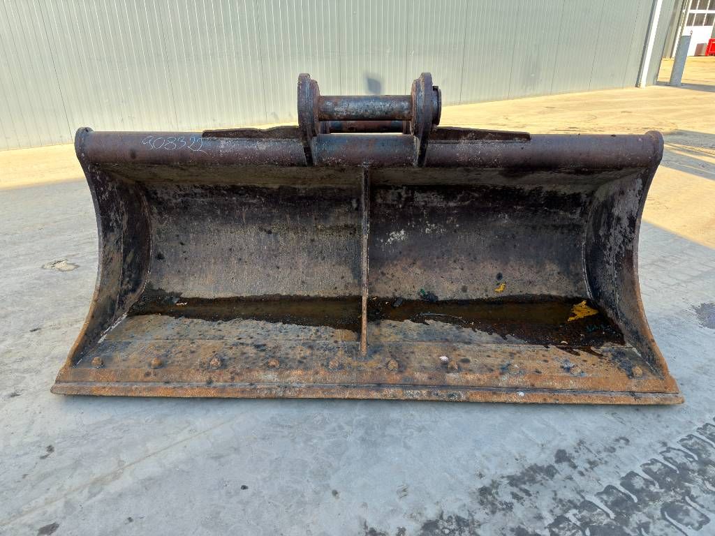 Miller Geith Volvo EC210 / EC220