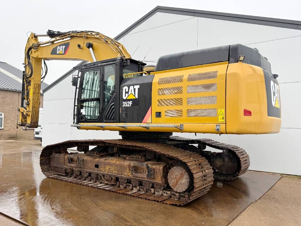 CAT 352F - Dutch Machine / Hammer Lines
