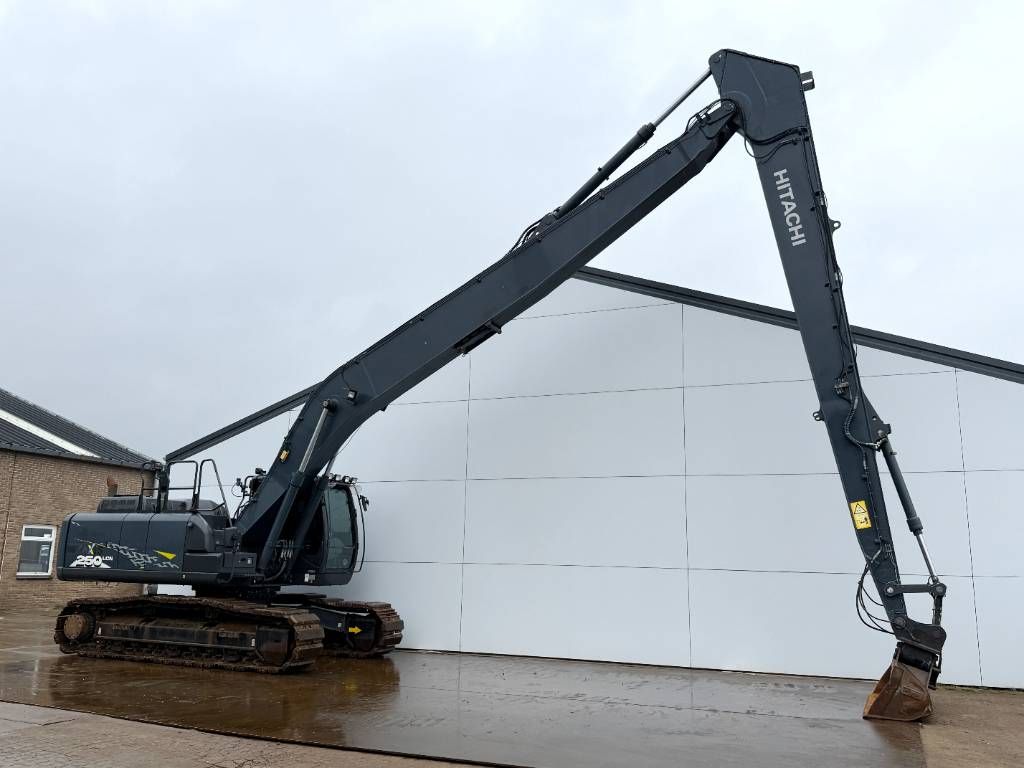 Hitachi ZX250LCN-6 - 18m / TRIMBLE GPS / German Machine