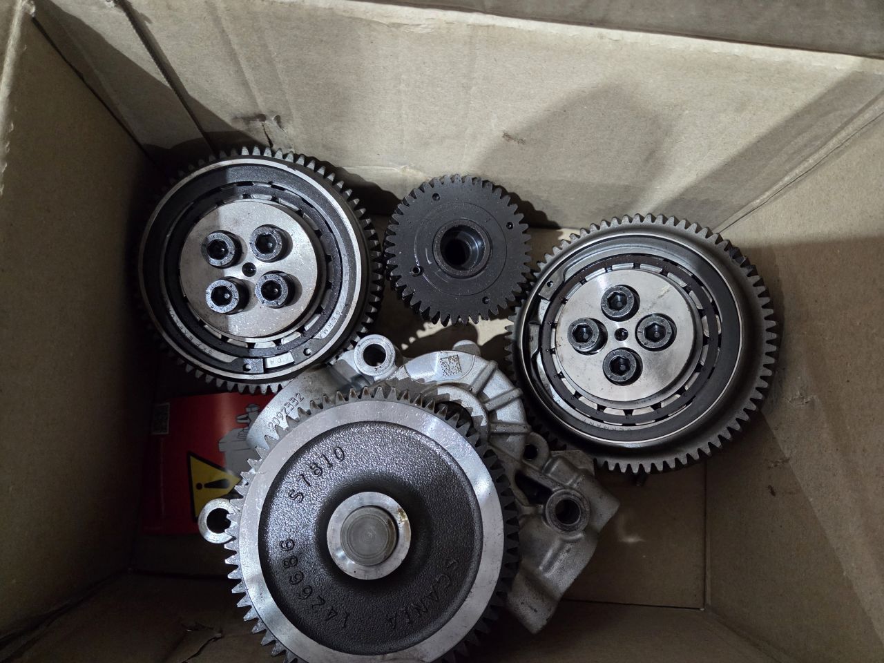 Motor PTO + Olie pomp Scania V8 Bouwjaar 2016