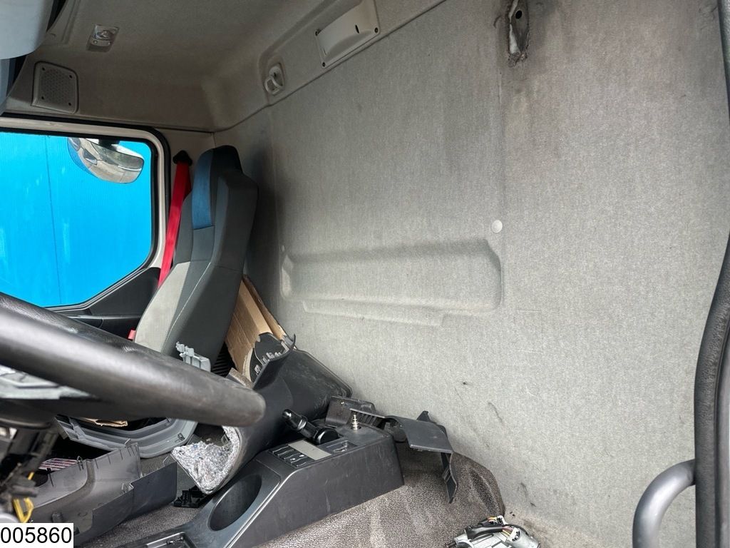 Renault D Wide 320 EURO 6, Dhollandia