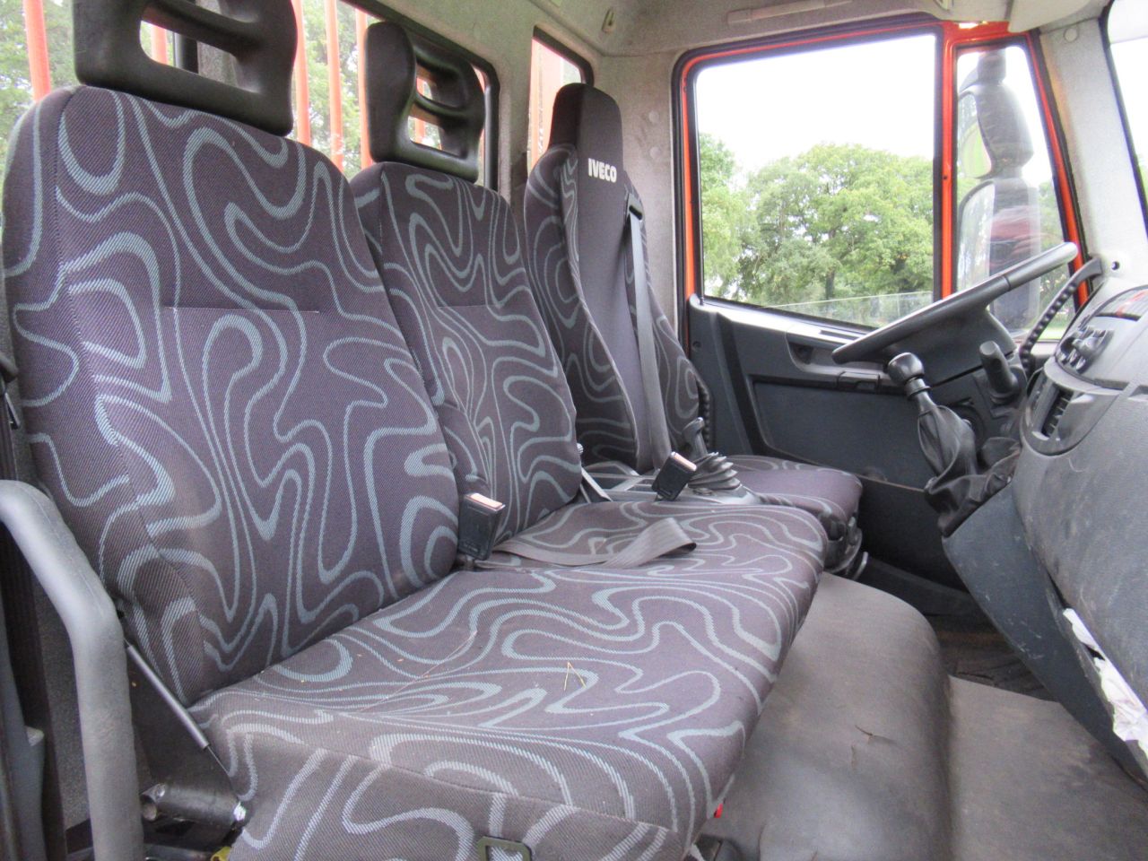 Iveco oprijwagen met lier