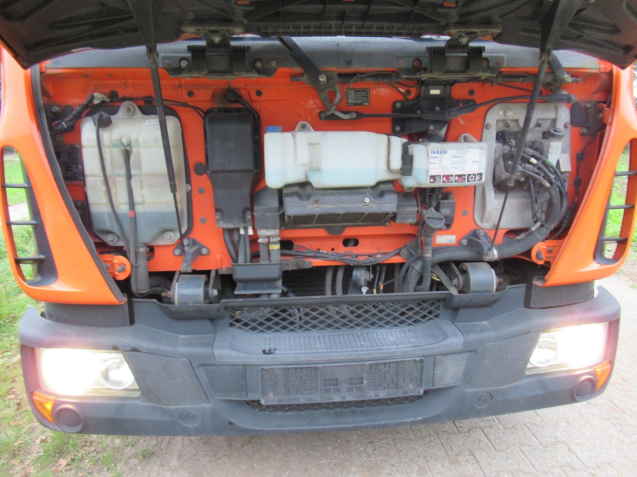 Iveco oprijwagen met lier