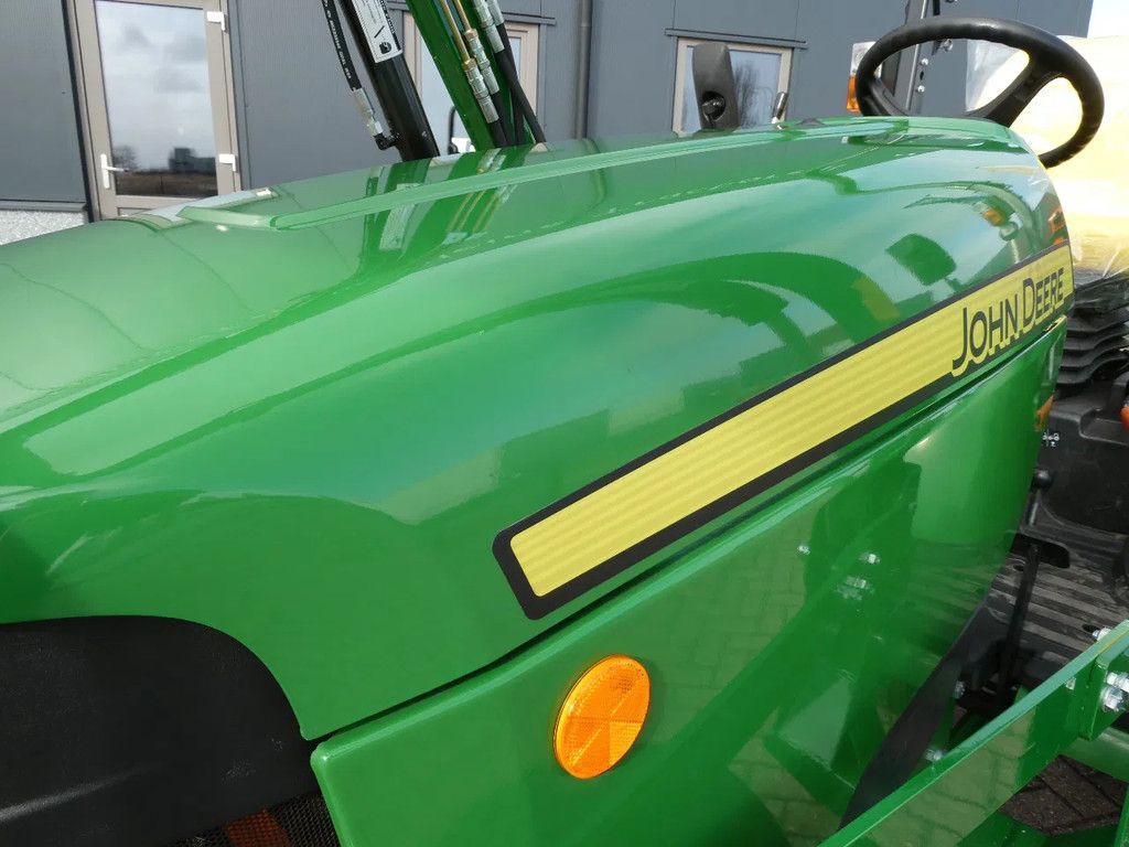 John Deere 3036E 4wd HST / 0520 Draaiuren / Voorlader