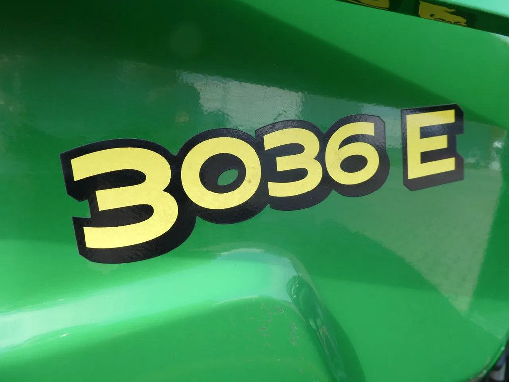 John Deere 3036E 4wd HST / 0520 Draaiuren / Voorlader