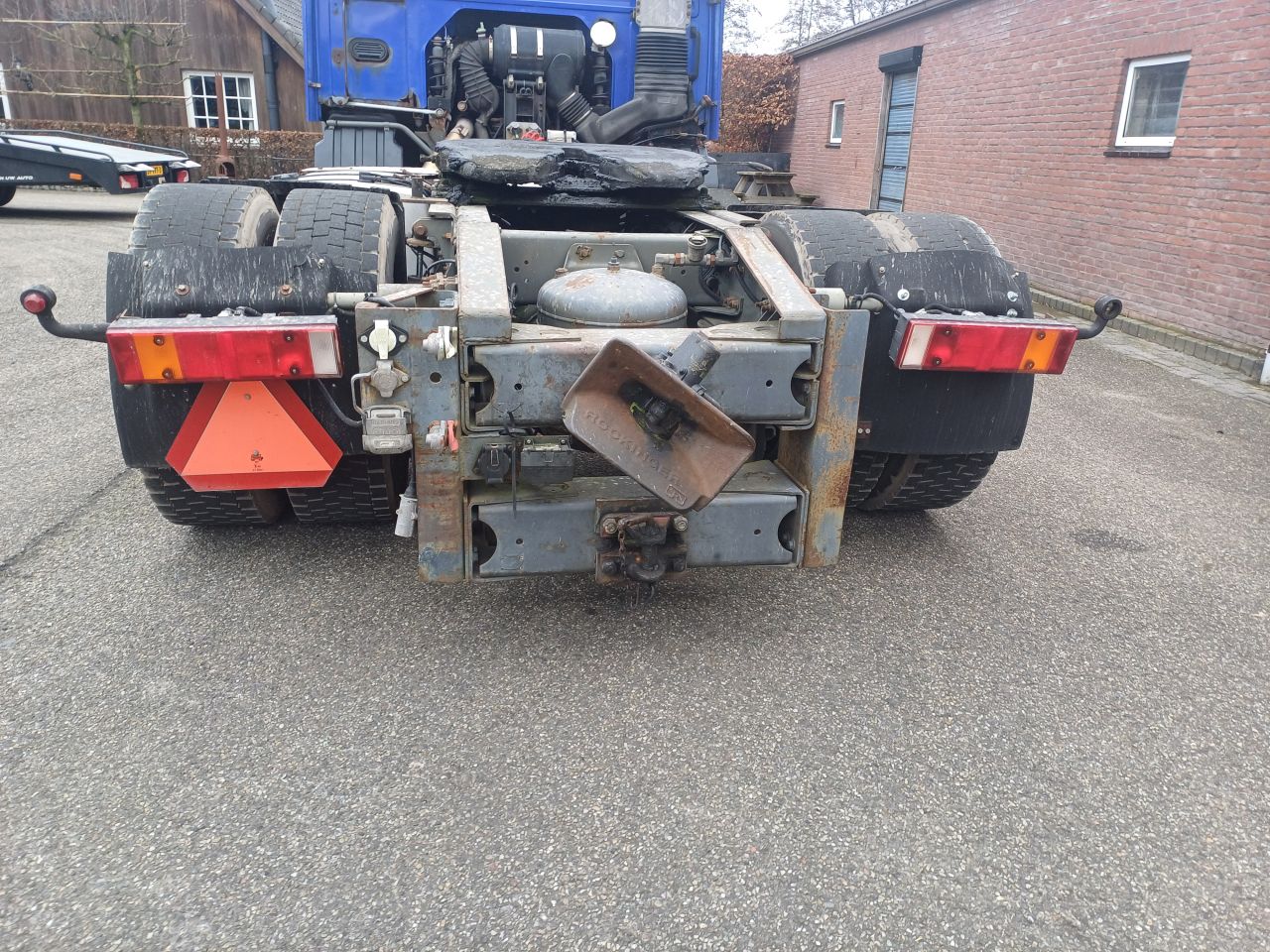 MMBS Volvo FL 7 trekker