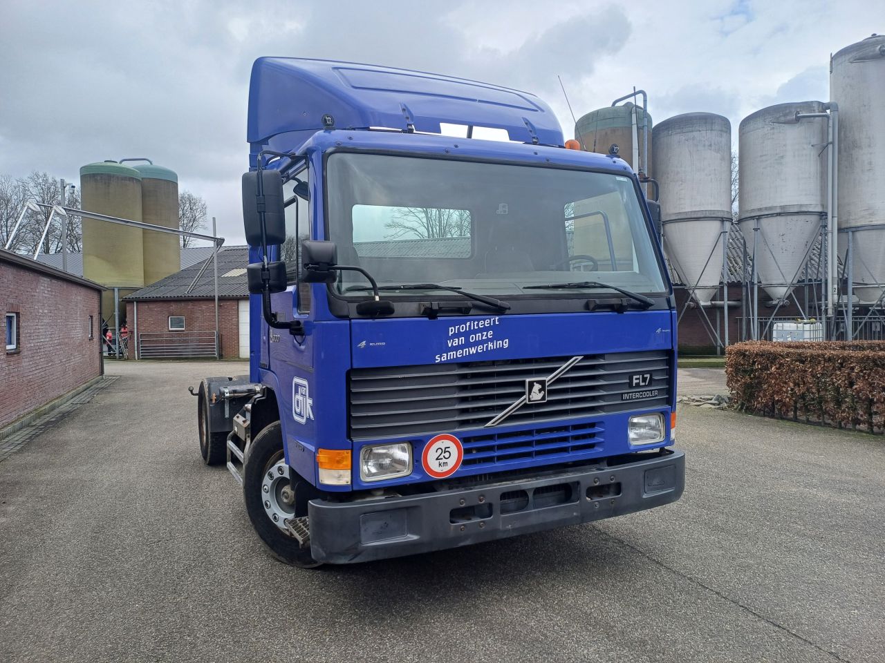 MMBS Volvo FL 7 trekker