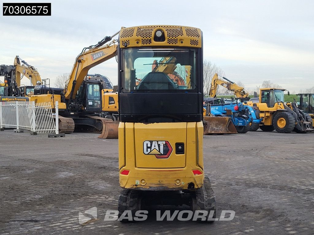 Caterpillar 301.8