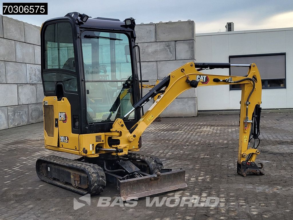 Caterpillar 301.8