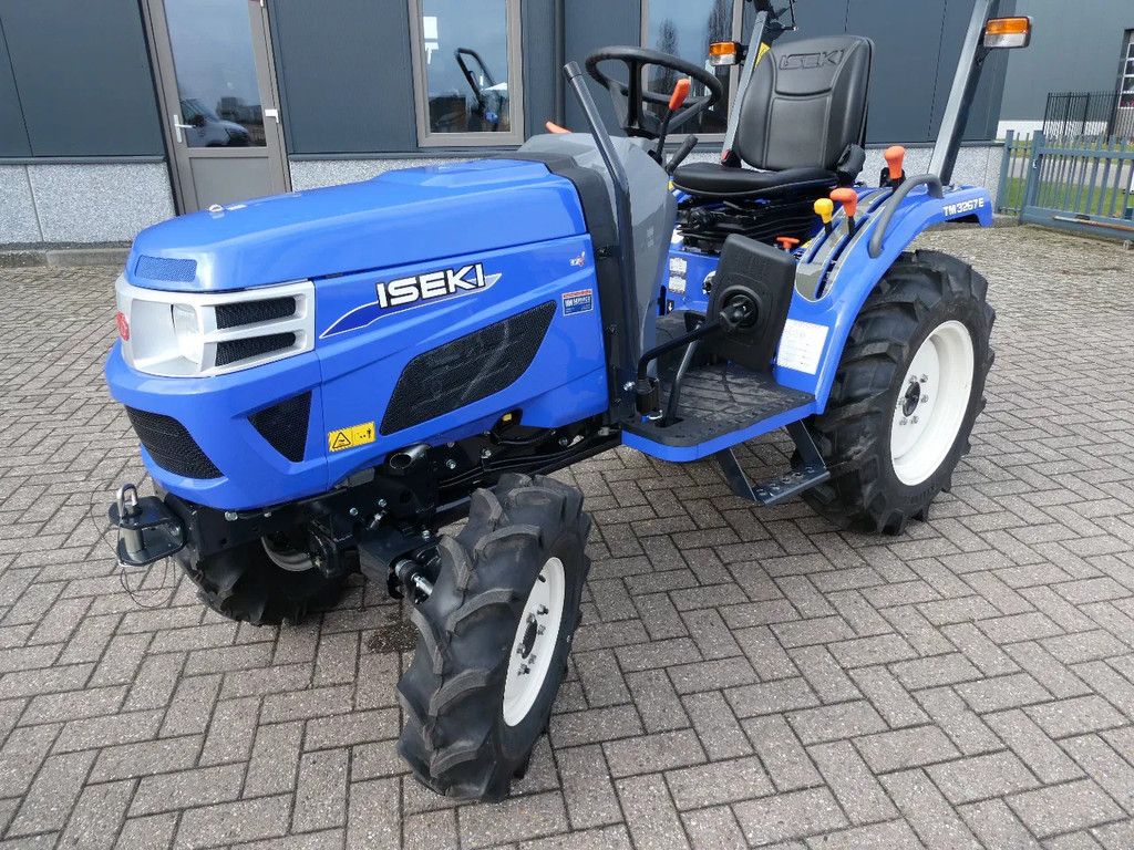 Iseki TM3267E 4wd / 0001 Draaiuren / Actieprijs