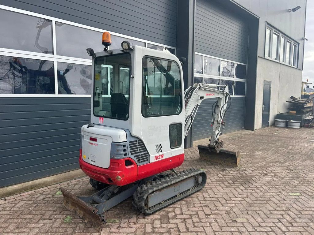 Takeuchi TB219