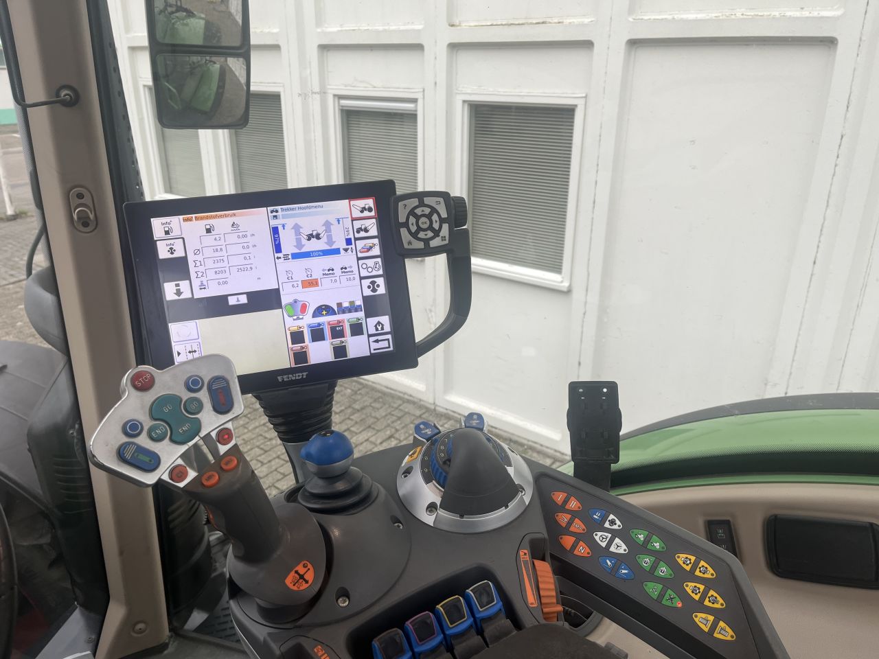 Fendt 724 S4 Profi Plus