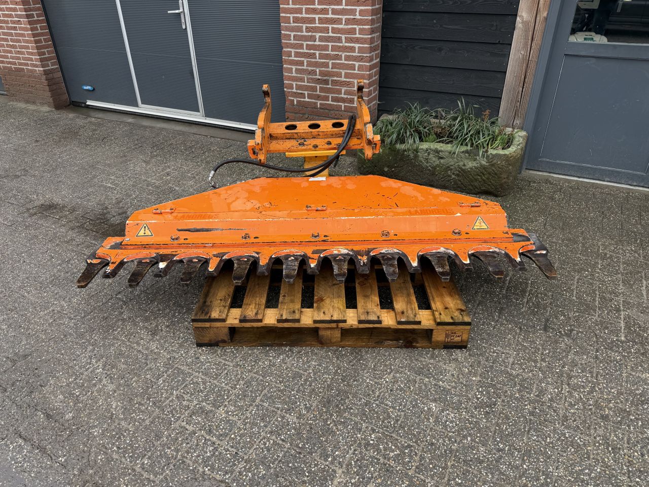 Berky takkenschaar 160