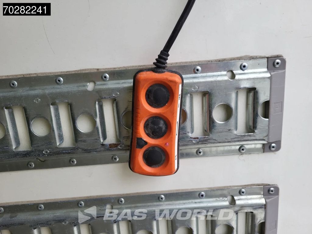 Mercedes Atego Atego 1324 4X2 Thermo King T-1200R 1500kg Ladebordwand Automatic Euro 6