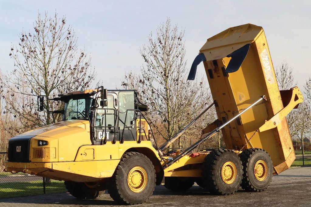 Caterpillar 730 04A | TAILGATE | LOW HOURS