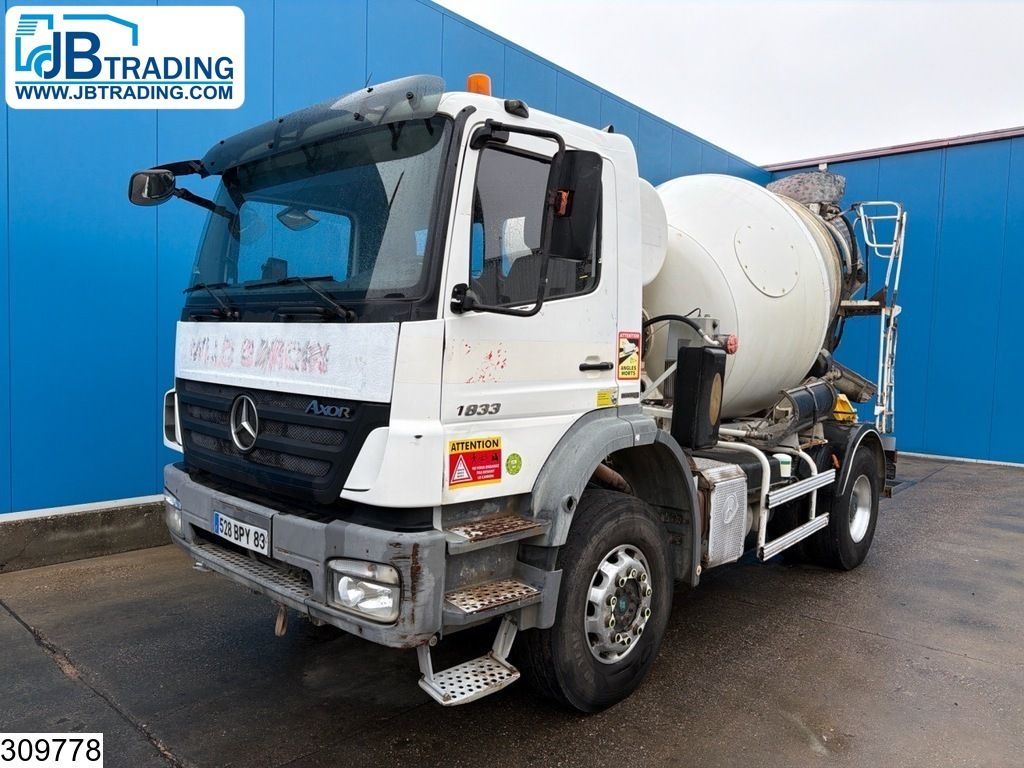 Mercedes Axor 4x2, Manual transmission, Leaf spring suspension