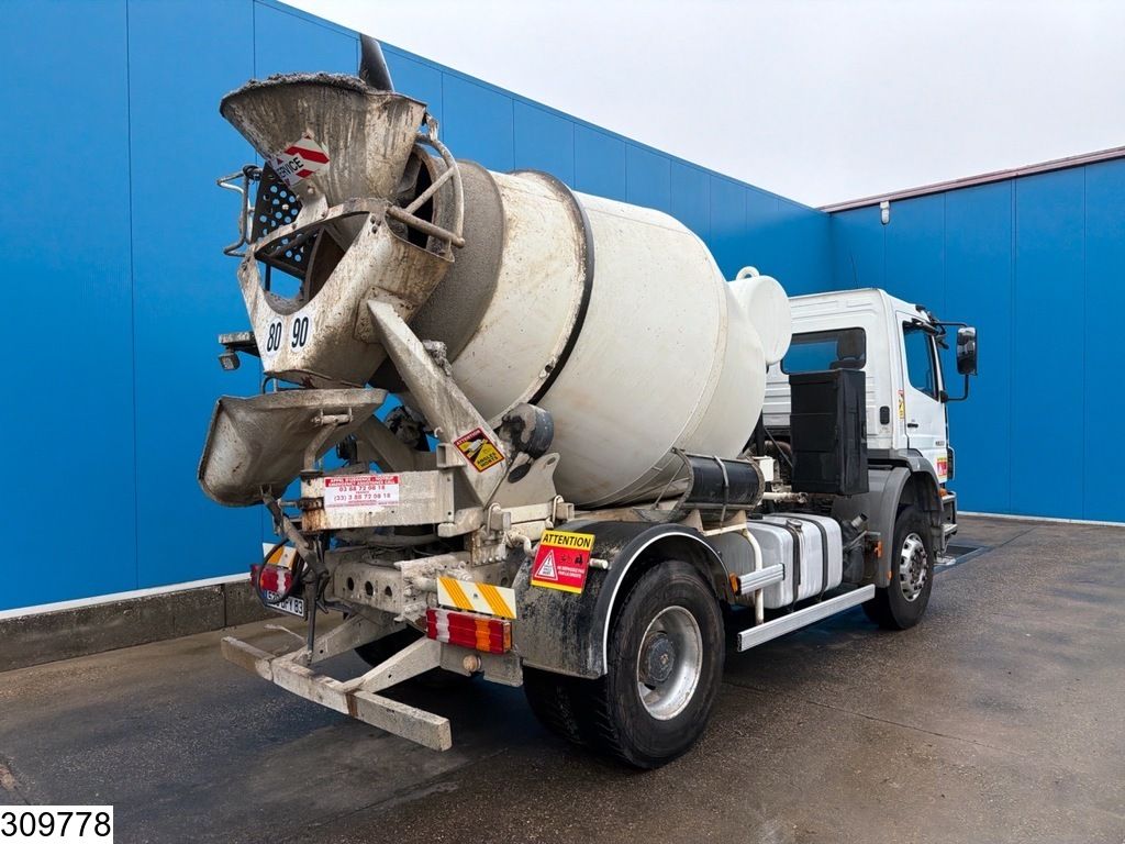 Mercedes Axor 4x2, Manual transmission, Leaf spring suspension