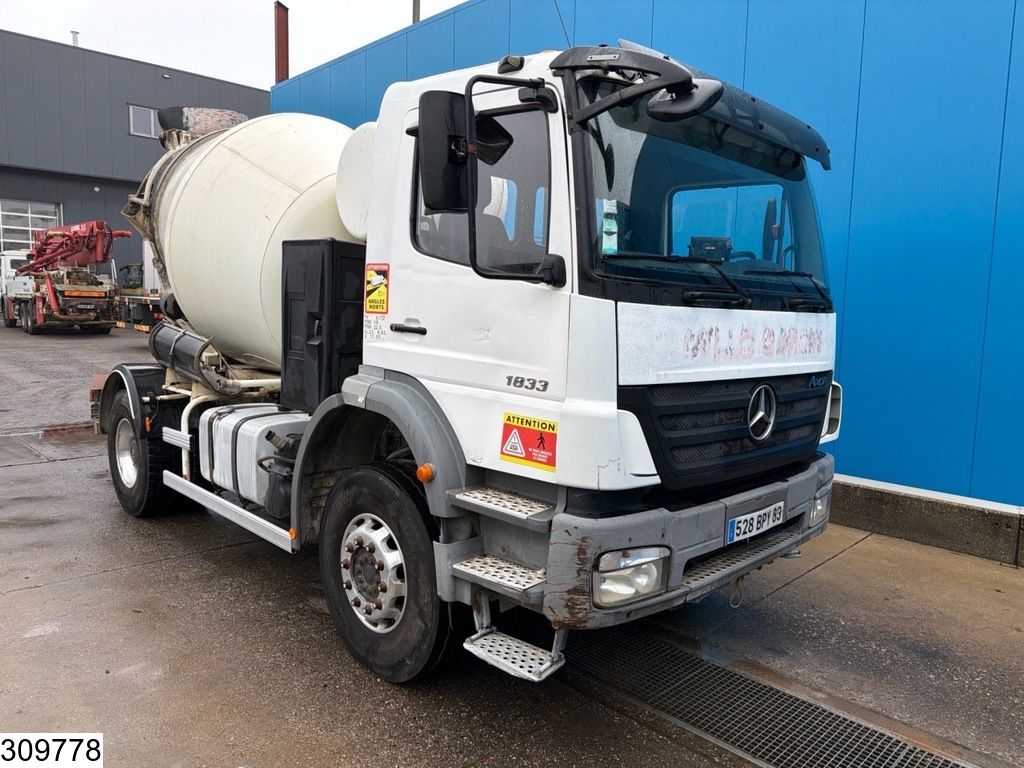 Mercedes Axor 4x2, Manual transmission, Leaf spring suspension