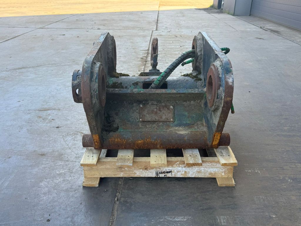 Hydraulic quick coupler CW30 excavator