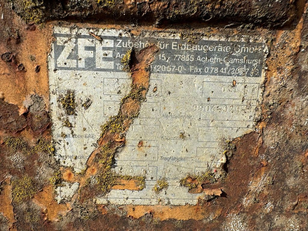 Unknown WG-2500 Volvo small