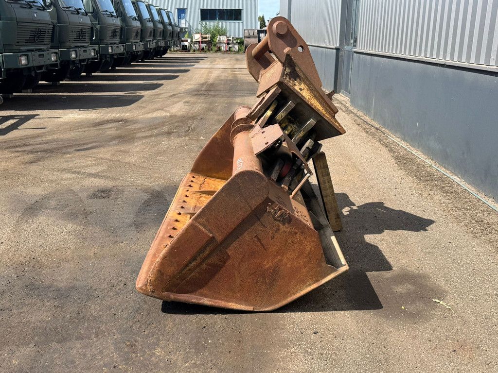 Tilting Bucket ngt4-2400 Lehnhoff MS25