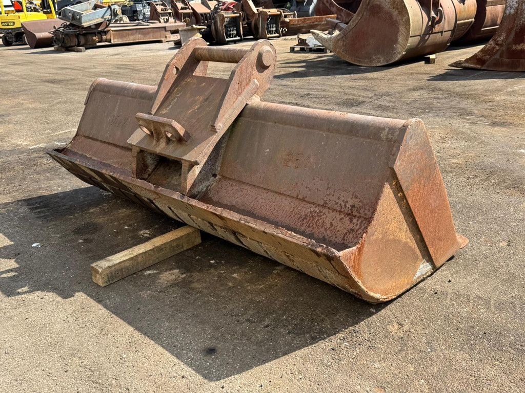 Lehnhoff slotenbak NGT4-2400 MS25