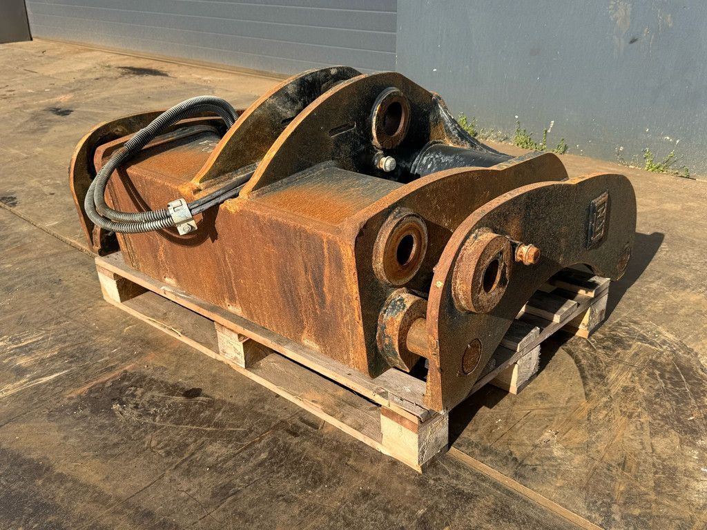 Cat Quick Coupler PW