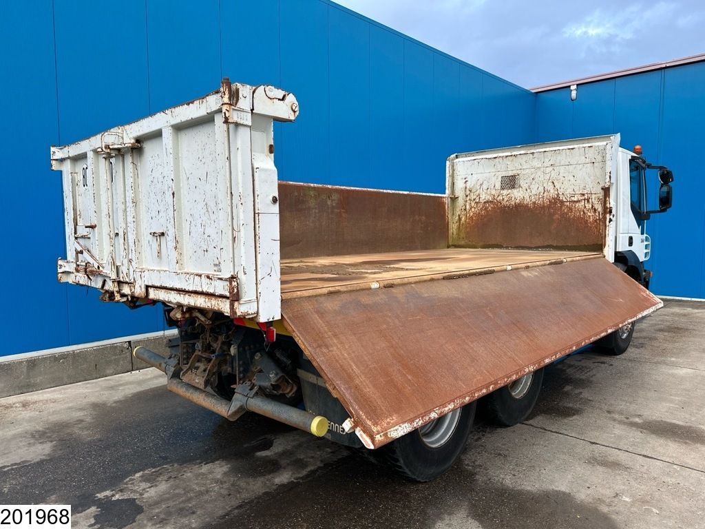 Iveco Trakker 360 6x4, Leaf spring suspension