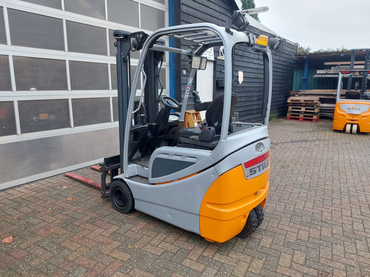 Still RX20-16 triplex 2013 vorkversteller