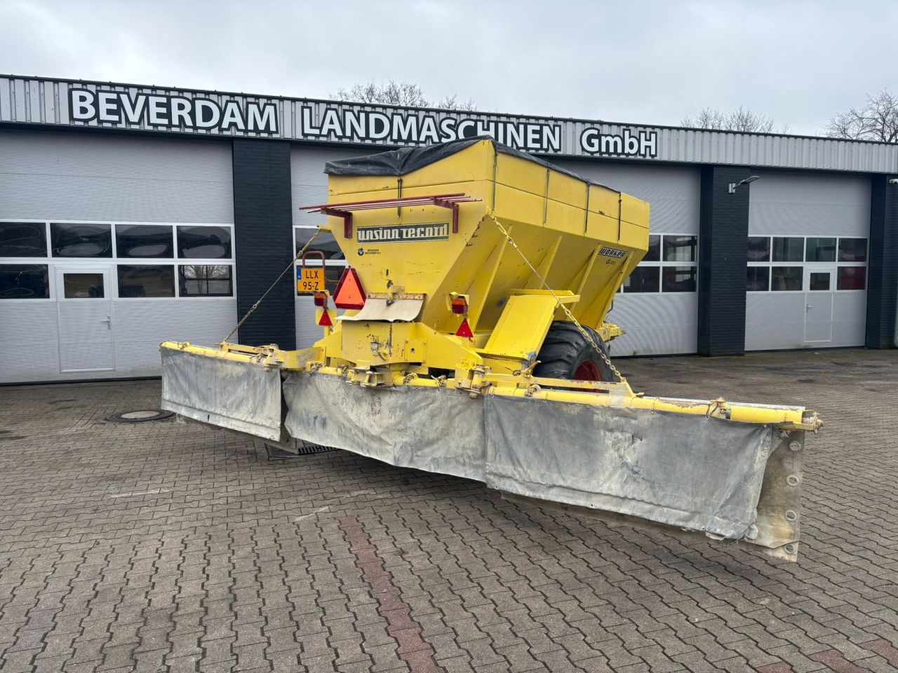 Unisin Reckord Kalkstrooier WR 6000