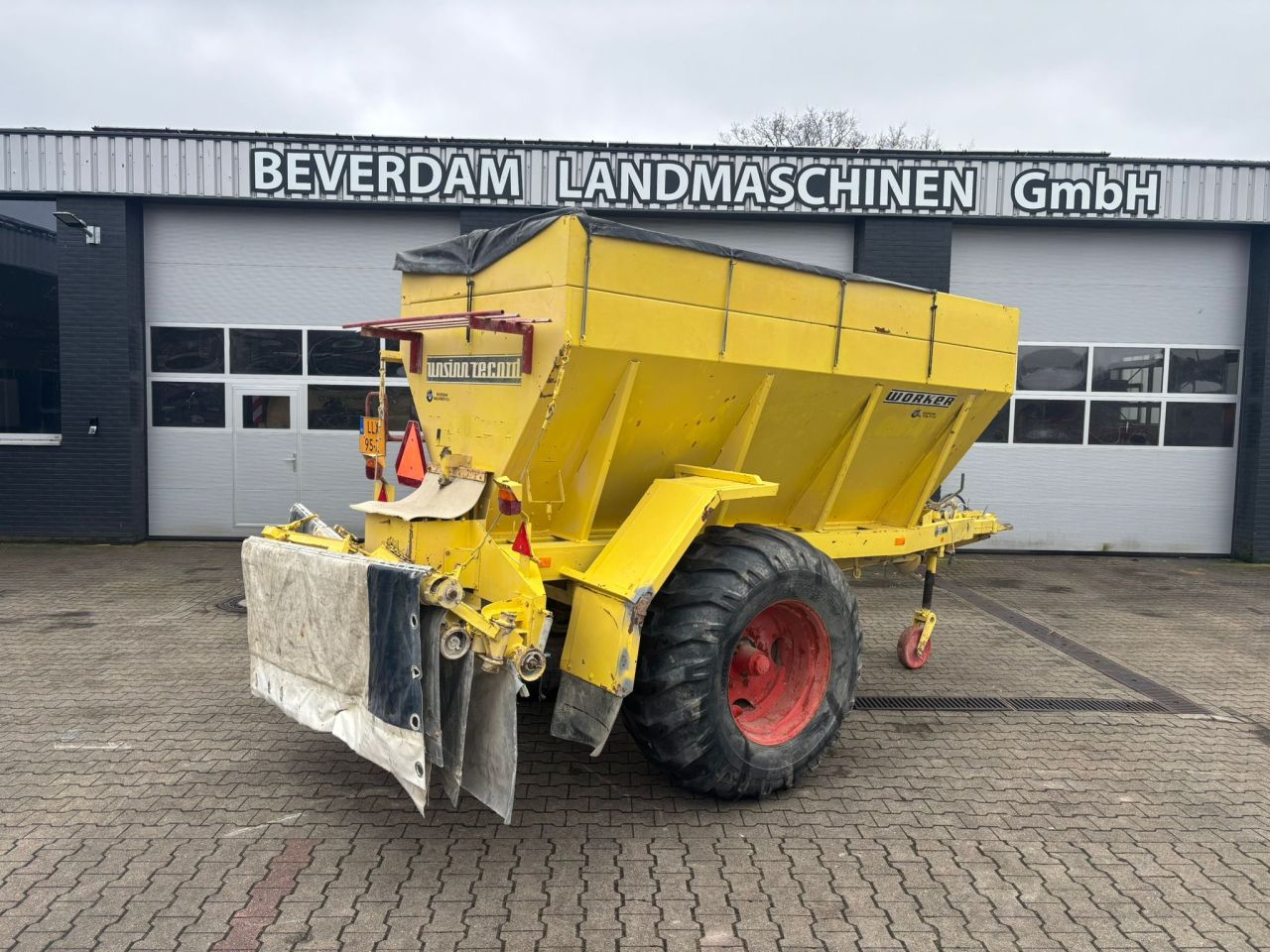 Unisin Reckord Kalkstrooier WR 6000