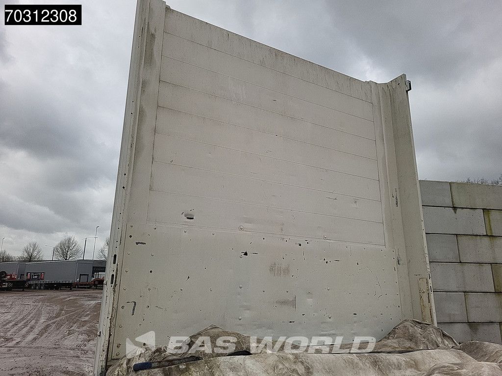 Schmitz SCS24 TUV 08/26 2x Lifting Axle