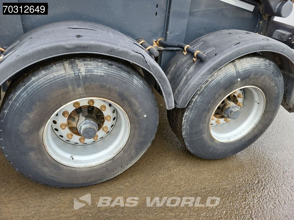 Schwarzmüller SM 28m3