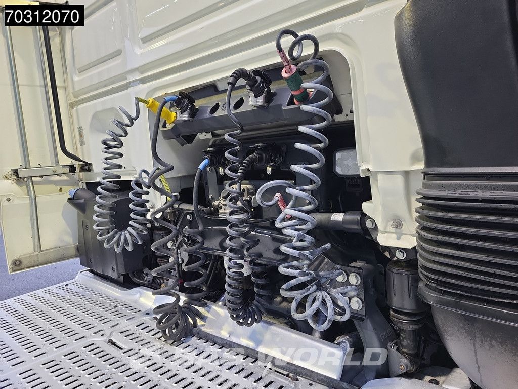 DAF XF 530 4X2 Retarder 2x Tanks Alcoas Navi Euro 6