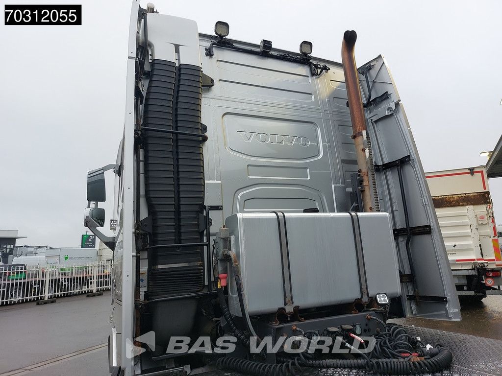 Volvo FH16 650 6X4 Special-Interior! Retarder Lift Axle Full-Air Euro 6