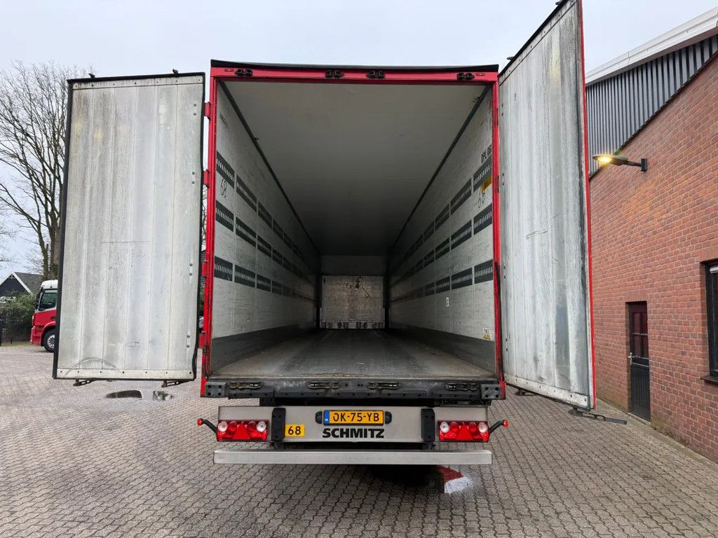 Schmitz Cargobull SKO 18 2 AS Box, top condition