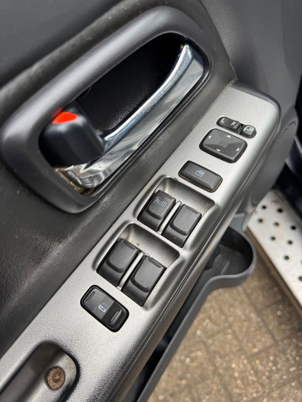 Isuzu D-Max **BELGIAN ORIGINE-AC-AUTOMATIC-4WD**