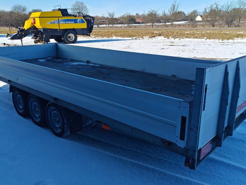 R2b3j Lad med vipbar lad, 520cm