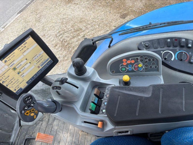 New Holland T8.360