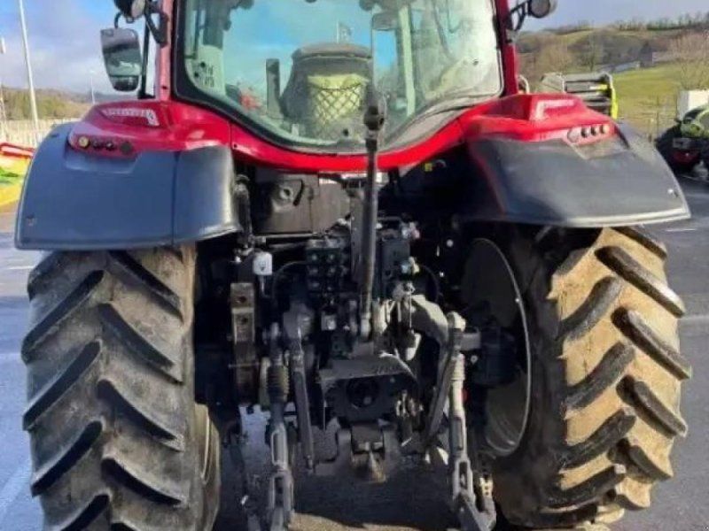 Valtra n 104 h5