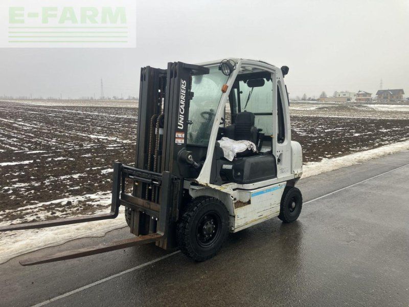 Nissan dieselstapler 2,5t triplexmast seitenschu