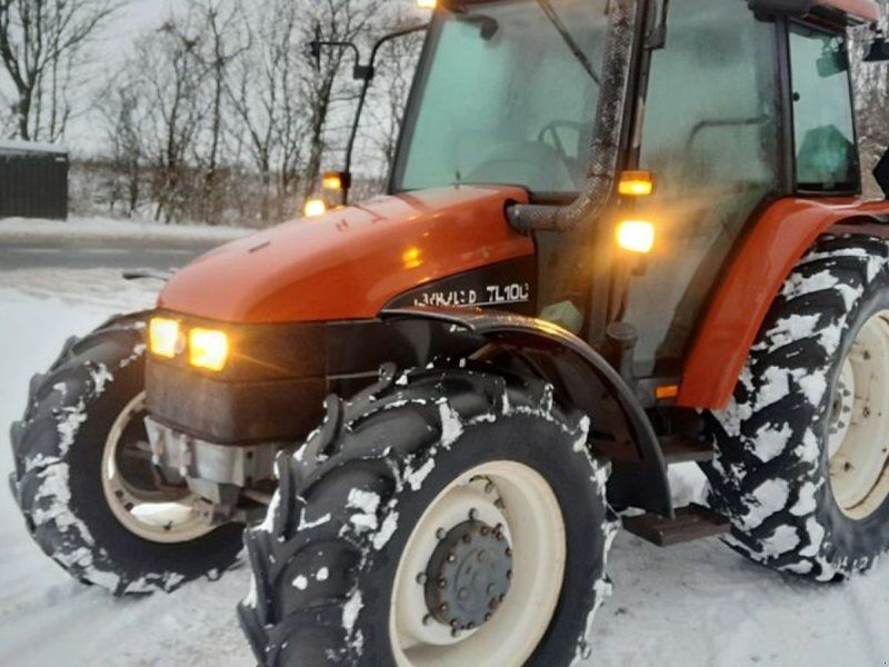 New Holland TL 100 40 kmt. 24-12 gear