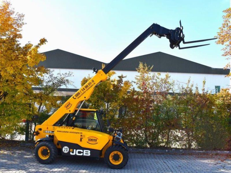 JCB 525-60HI-VIZ