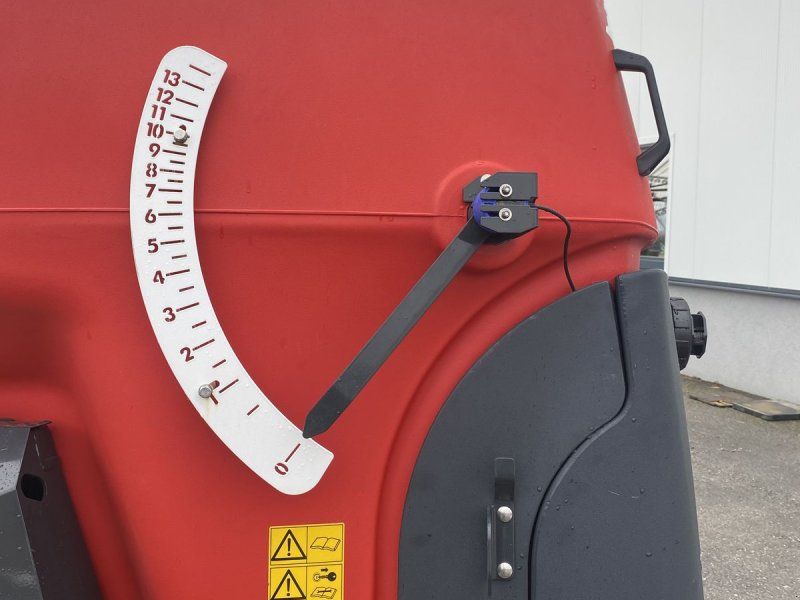 Kverneland iXter B 13